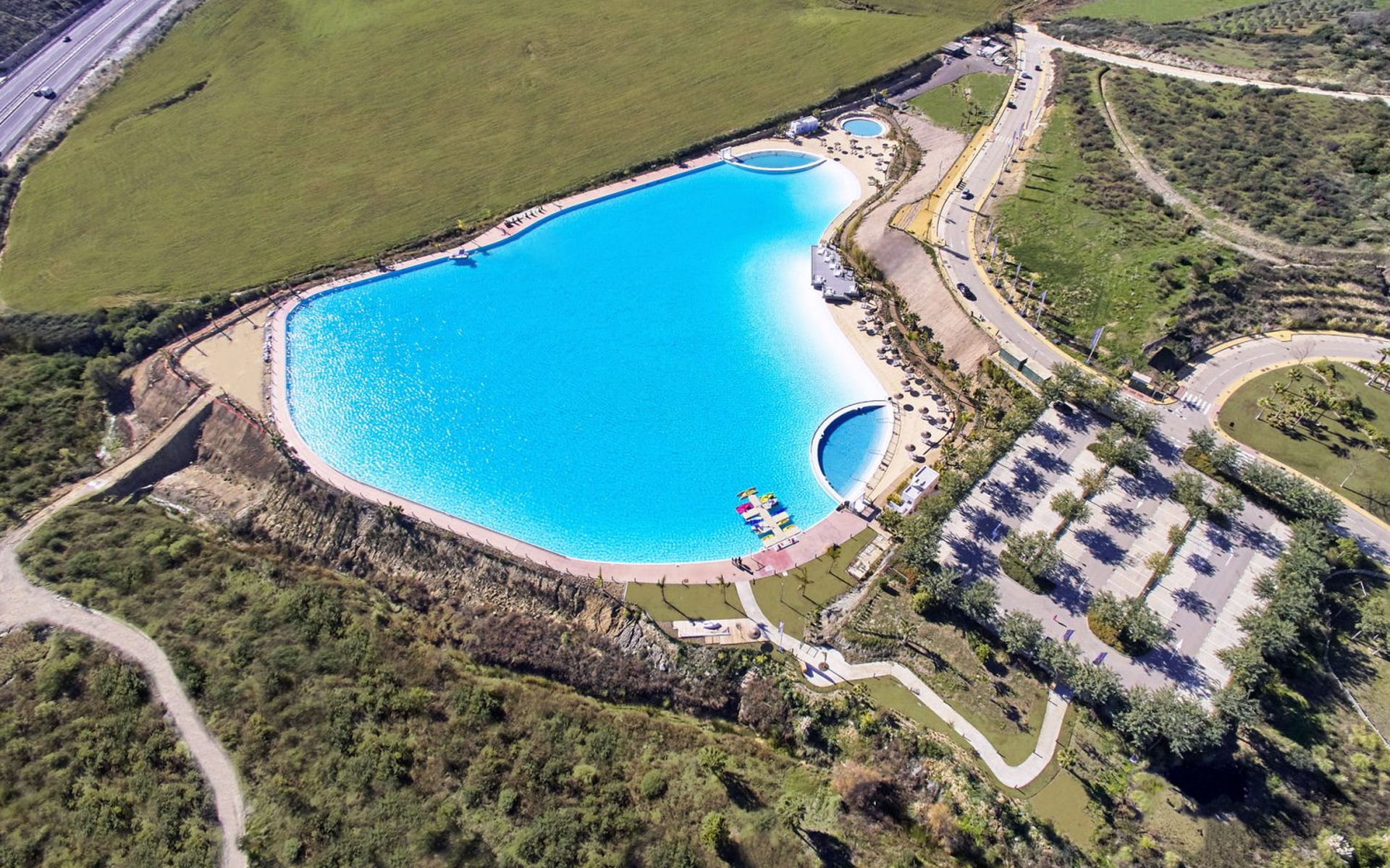 Alcazaba Lagoon